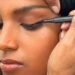 Trik Memakai Eyeliner Rapi Dan Simetris Bagi Pemula Makeup: